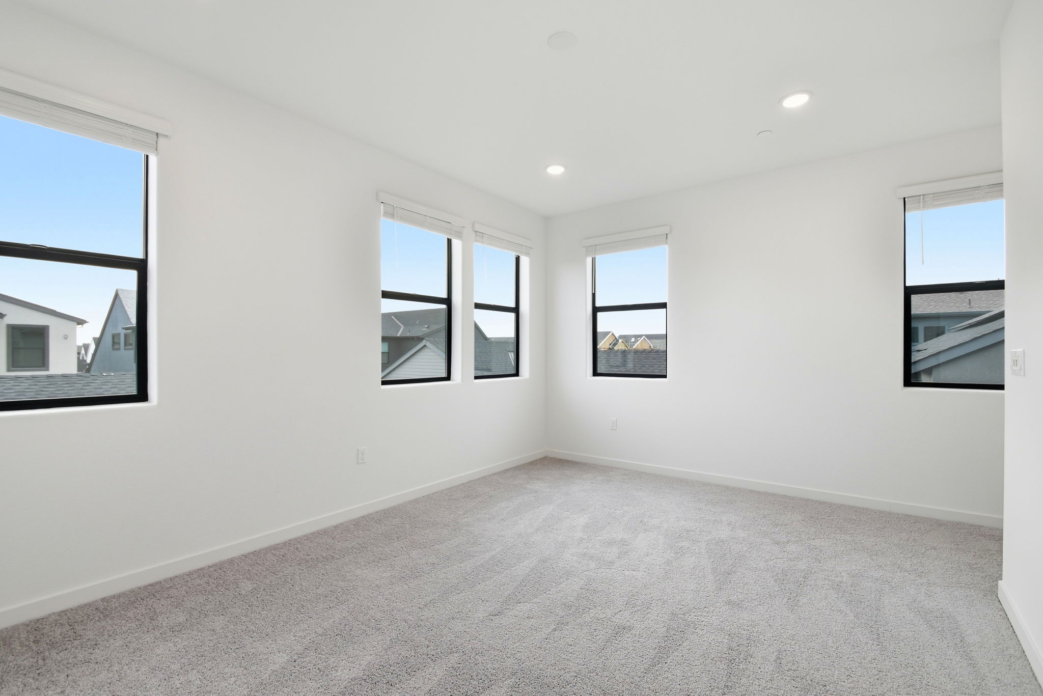 A room with a few windows.