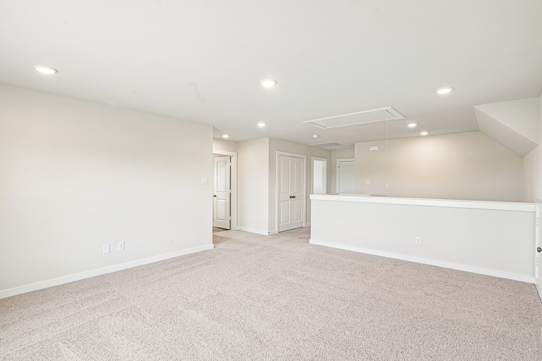 A large empty room.